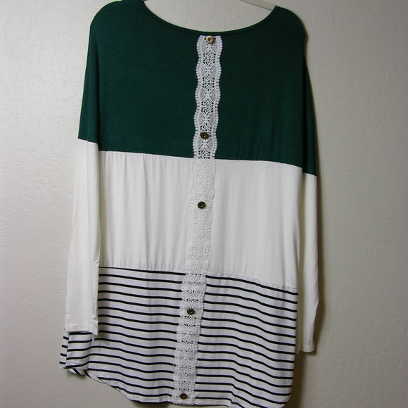 LAST ONE ColorBlock Lace Patchwork Long Sleeve Tee - Picture 5 of 6